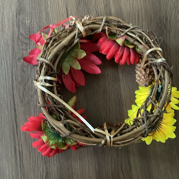 Thanksgiving Handmade Crown - Picture 2 of 2